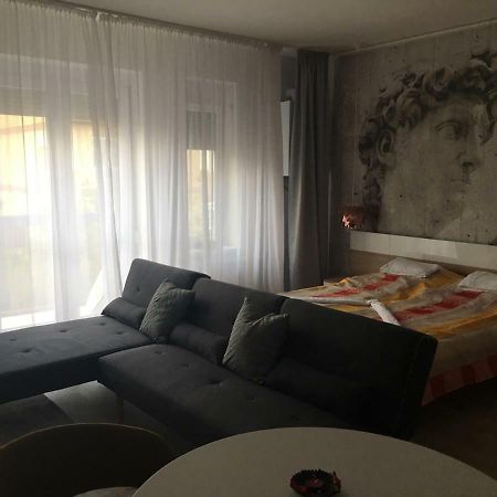 Hunyadi Apartman Szekszard Exterior photo